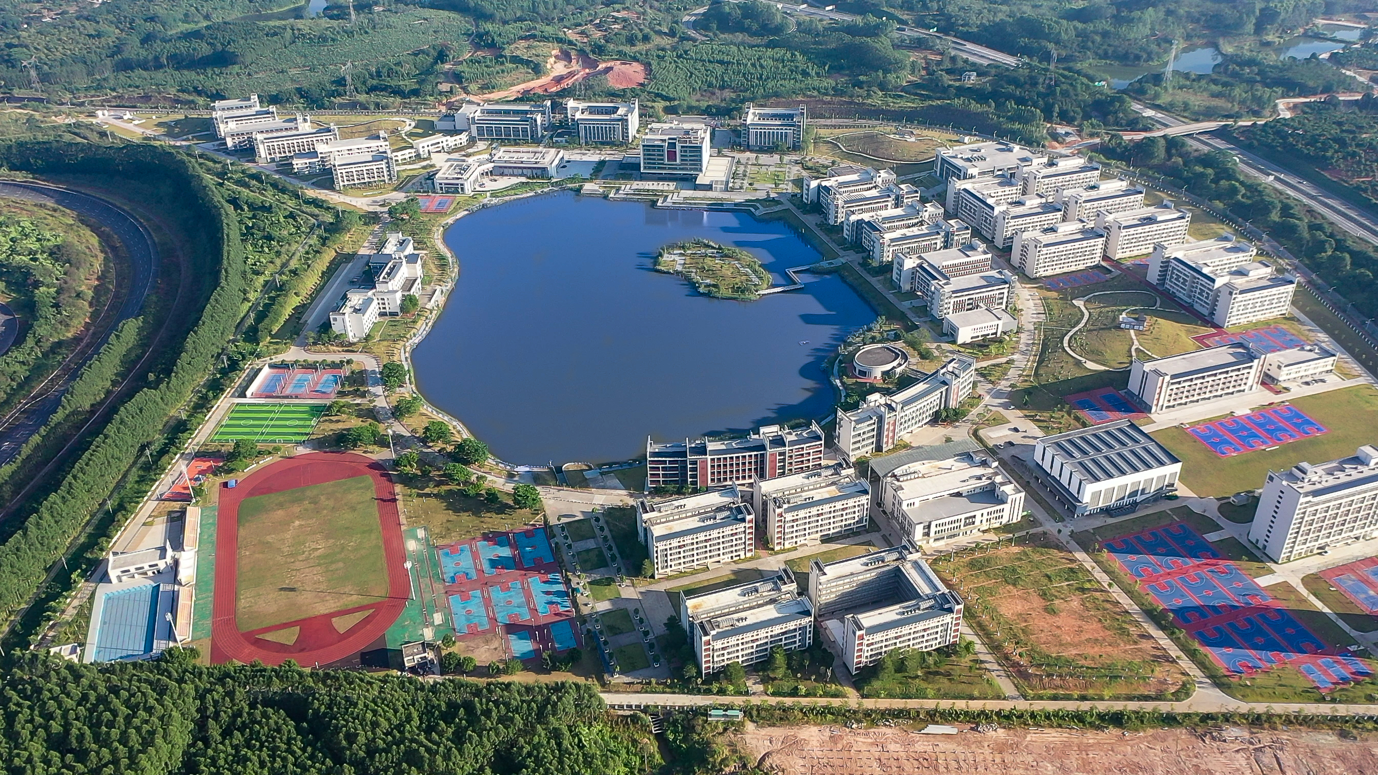 省轻工全景航拍图.jpg