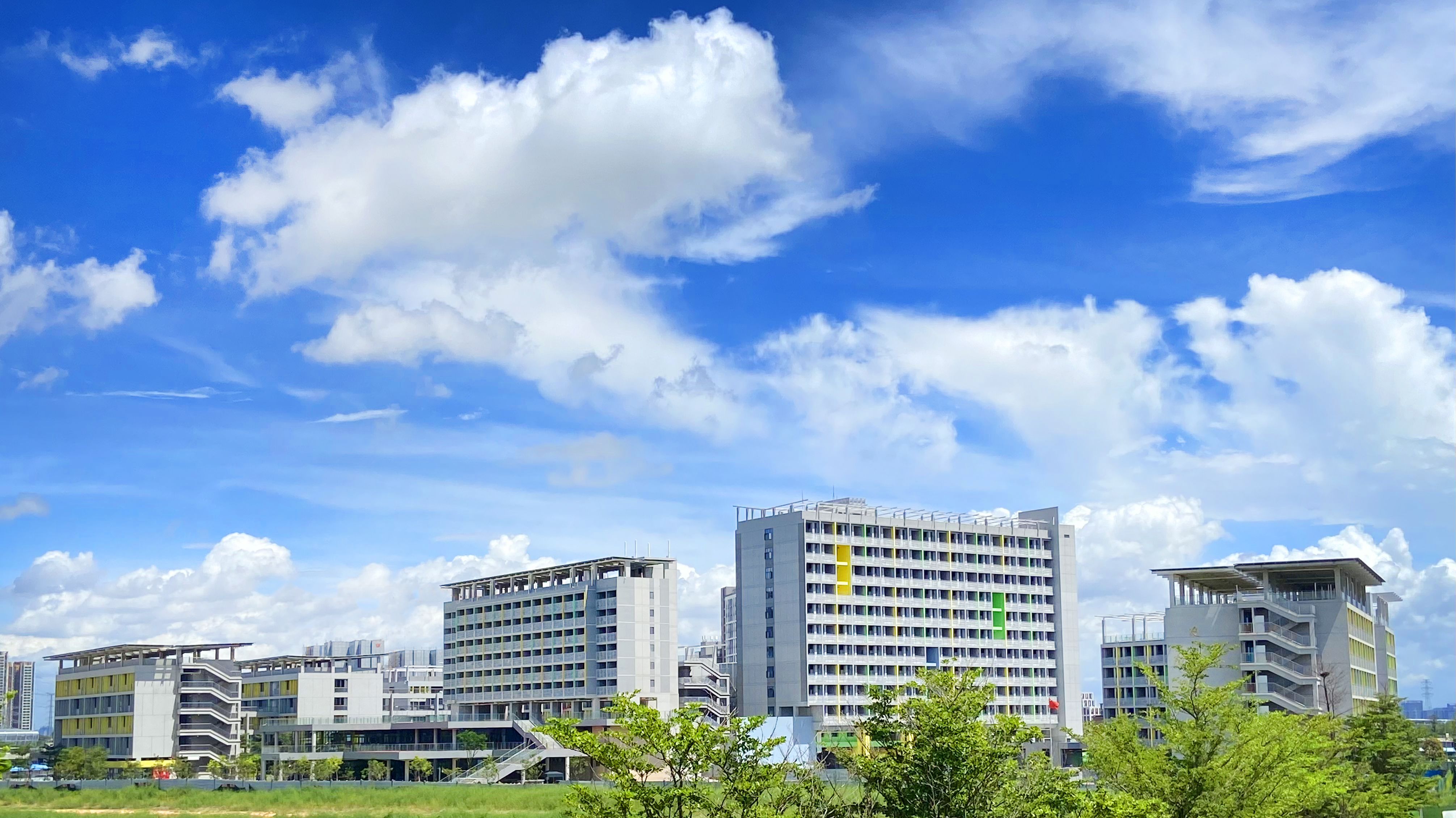 照片1-广州南华工贸技师学院.jpg