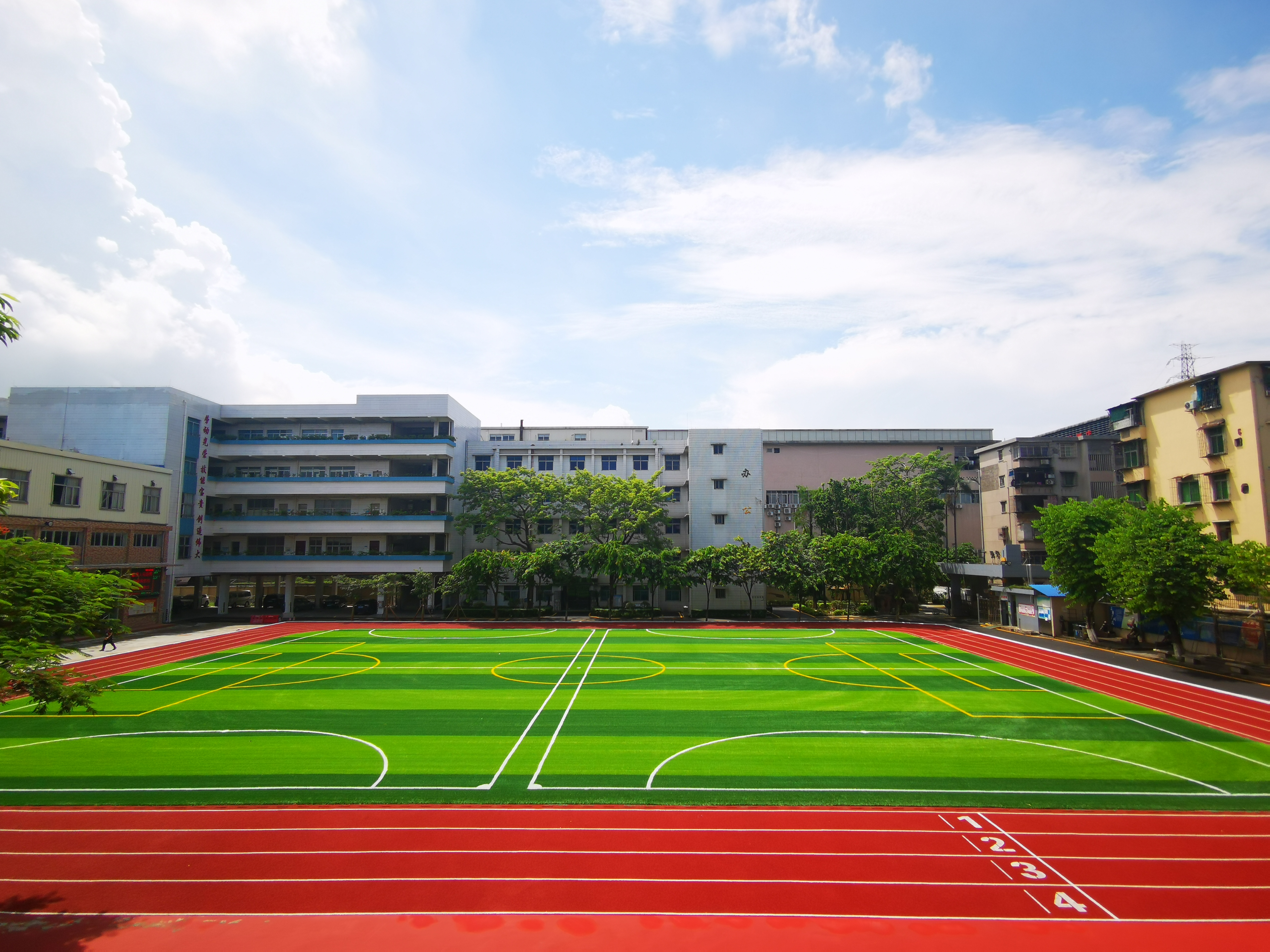 照片3-广州港技工学校.jpg